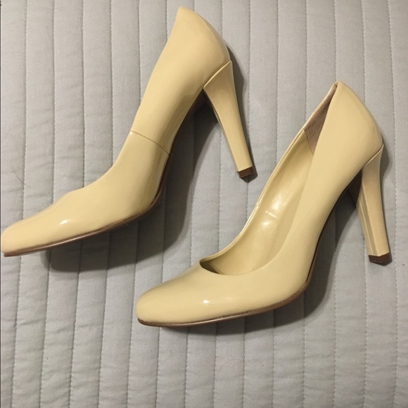 👠 Ralph Lauren Heels 👠 - Picture 2 of 7